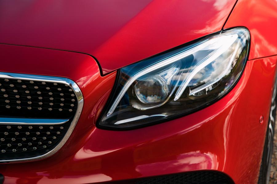 Детали экстерьера Mercedes-Benz E300 AMG Line Coupe 2017 года  (AU) (фото 32 из 40)